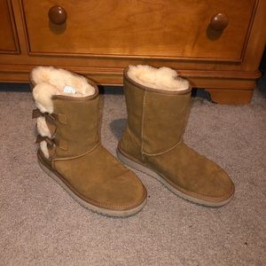Tan koolaburra by ugg boots
